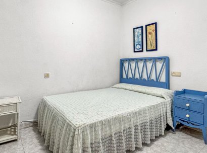 Appartement · Herverkoop - Torrevieja · Playa de los Locos · Alicante · Spanje