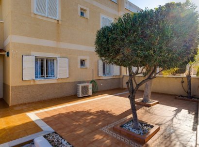 Appartement · Herverkoop - Orihuela Costa · Playa Flamenca · Alicante · Spanje