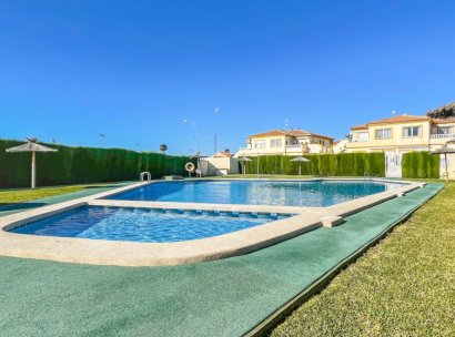 Bungalow · Herverkoop - Orihuela Costa · Playa Flamenca · Alicante · Spanje