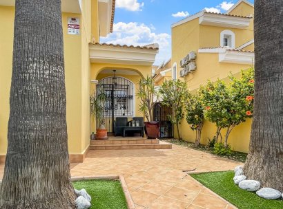 Fristående villa · Återförsäljning - Orihuela Costa · Los Dolses · Alicante · Spanien