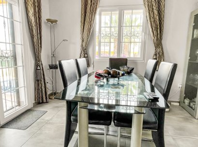 Fristående villa · Återförsäljning - Orihuela Costa · Los Dolses · Alicante · Spanien