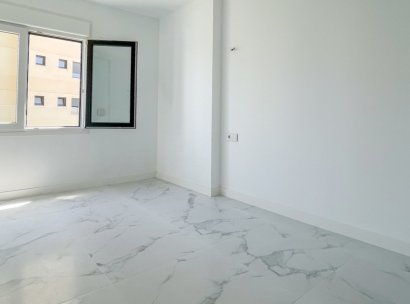 Appartement · Herverkoop - Orihuela Costa · Punta Prima · Alicante · Spanje