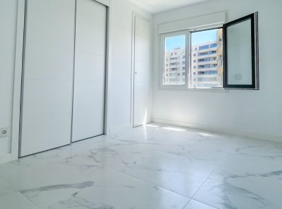 Appartement · Herverkoop - Orihuela Costa · Punta Prima · Alicante · Spanje