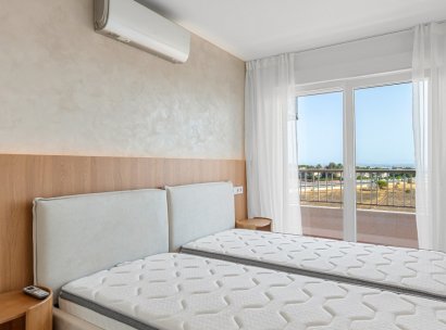 Apartamento · Reventa - Orihuela Costa · Punta Prima · Alicante · España