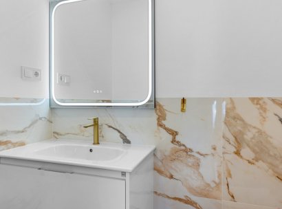 Apartamento · Reventa - Orihuela Costa · Punta Prima · Alicante · España