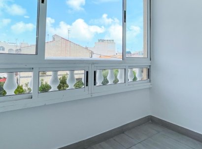 Appartement · Herverkoop - Torrevieja · Alicante · Spanje