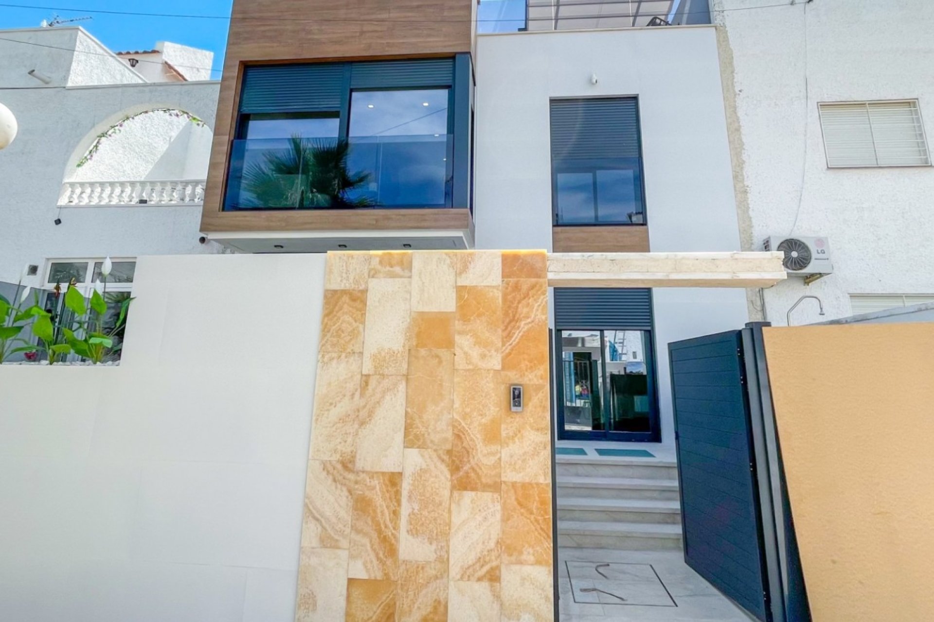 Herverkoop - Herenhuis - Torrevieja - Costa Blanca South
