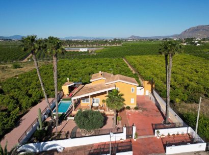 Villa · Herverkoop - Orihuela · Correntías Medias · Alicante · Spanje
