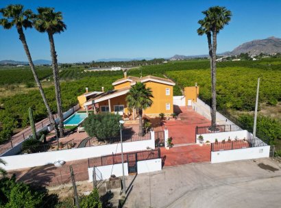 Villa · Herverkoop - Orihuela · Correntías Medias · Alicante · Spanje