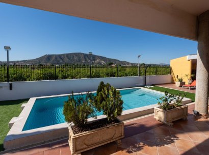 Villa · Herverkoop - Orihuela · Correntías Medias · Alicante · Spanje
