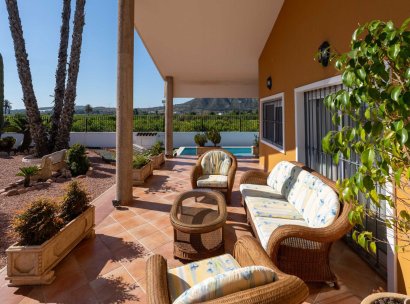 Villa · Herverkoop - Orihuela · Correntías Medias · Alicante · Spanje