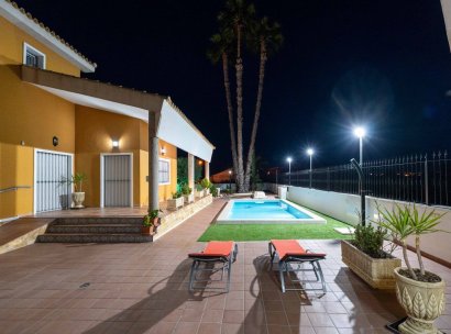 Villa · Herverkoop - Orihuela · Correntías Medias · Alicante · Spanje