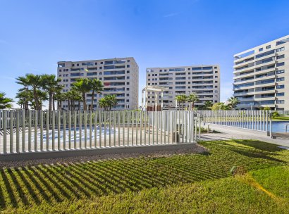 Appartement · Herverkoop - Torrevieja · Punta Prima · Alicante · Spanje