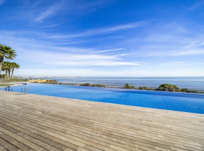 Appartement · Herverkoop - Torrevieja · Punta Prima · Alicante · Spanje