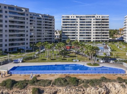 Appartement · Herverkoop - Torrevieja · Punta Prima · Alicante · Spanje
