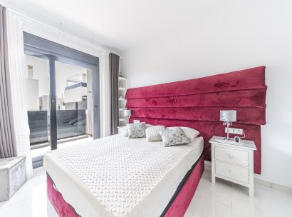 Villa · Herverkoop - Orihuela Costa · Lomas de Cabo Roig · Alicante · Spanje