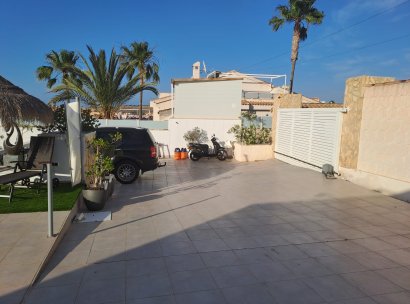 Villa · Herverkoop - Ciudad Quesada · Alicante · Spanje