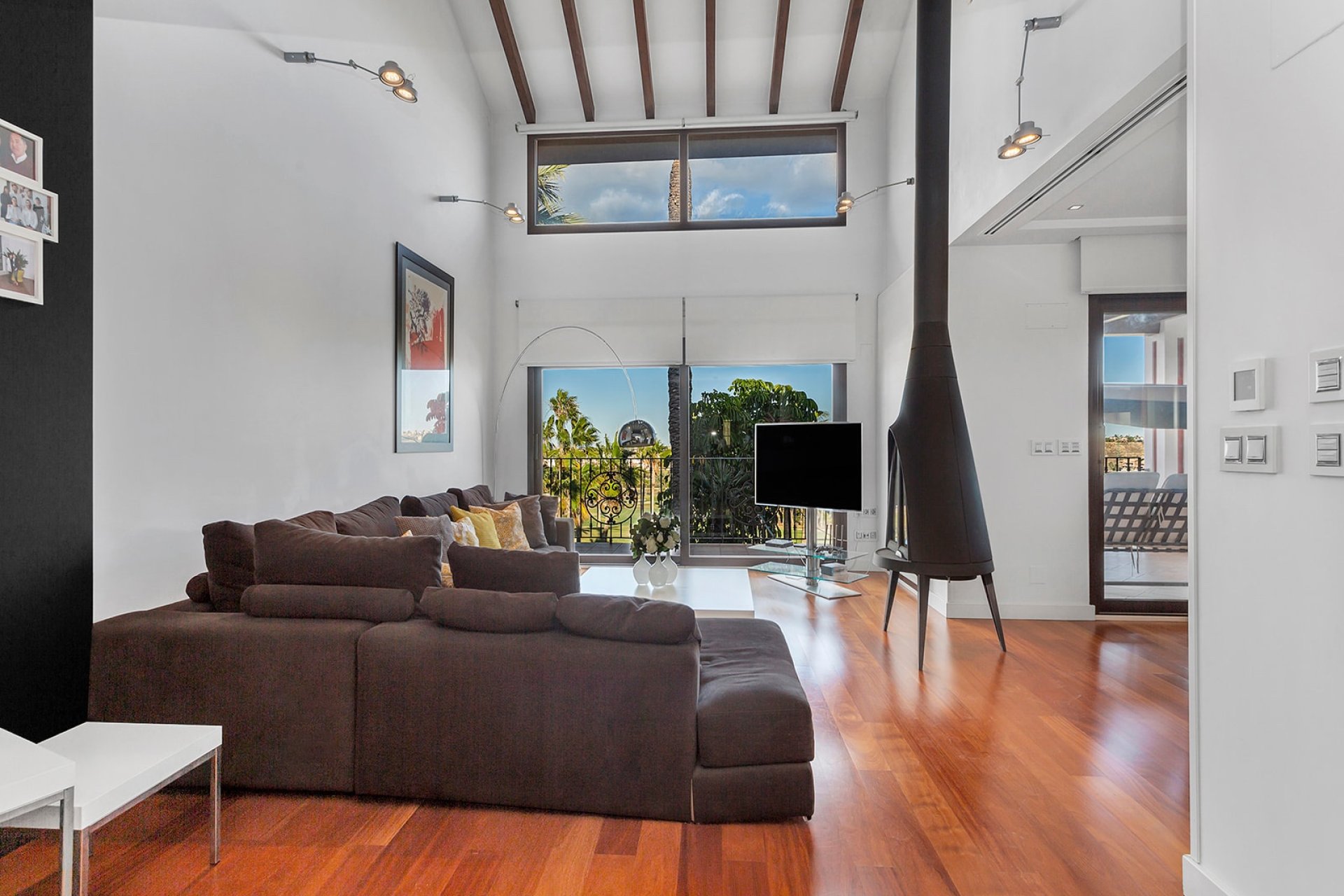 Resale - Villa - La Finca Golf