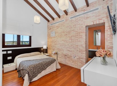 Villa · Resale - La Finca Golf · Alicante · Spain