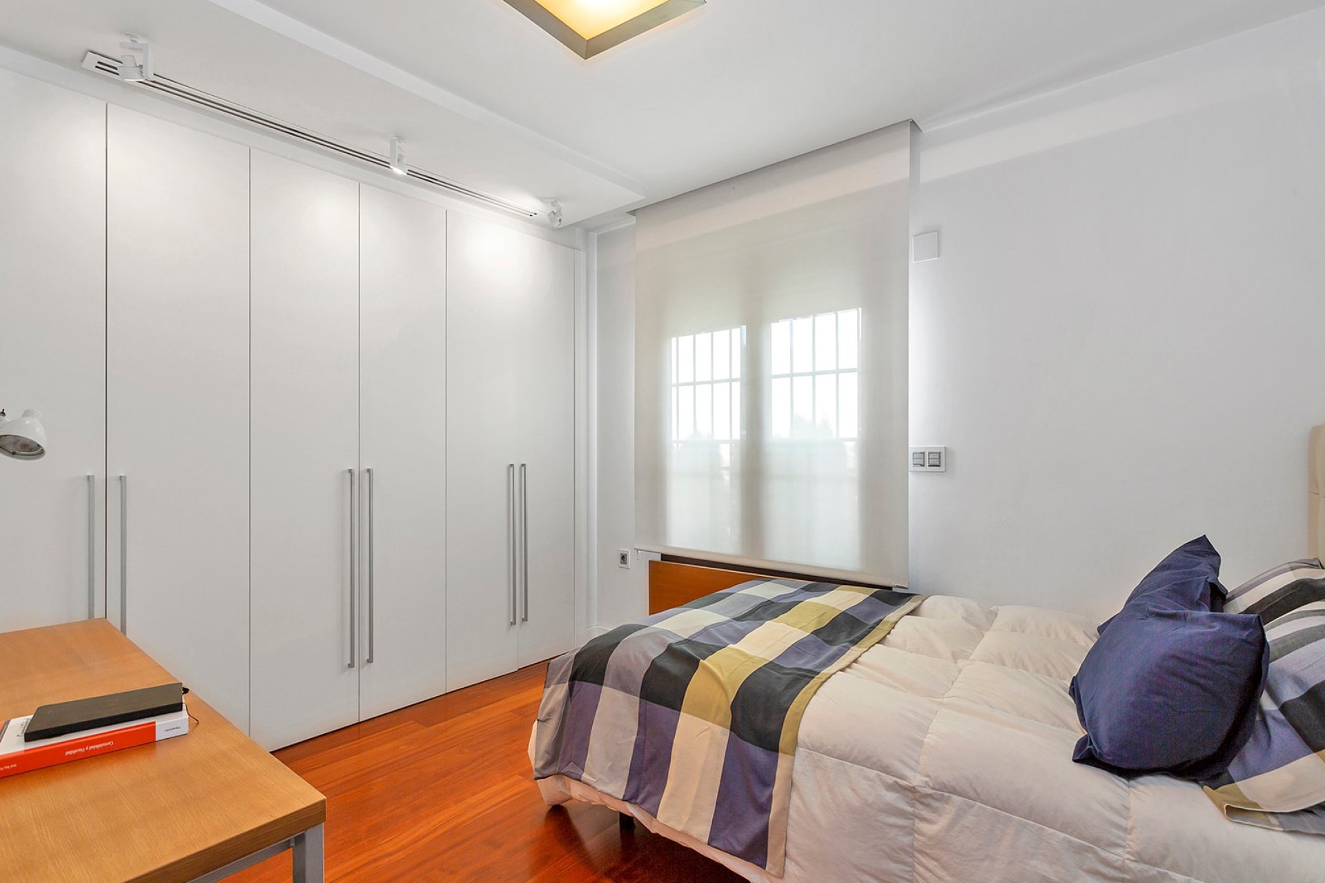 Resale - Villa - La Finca Golf