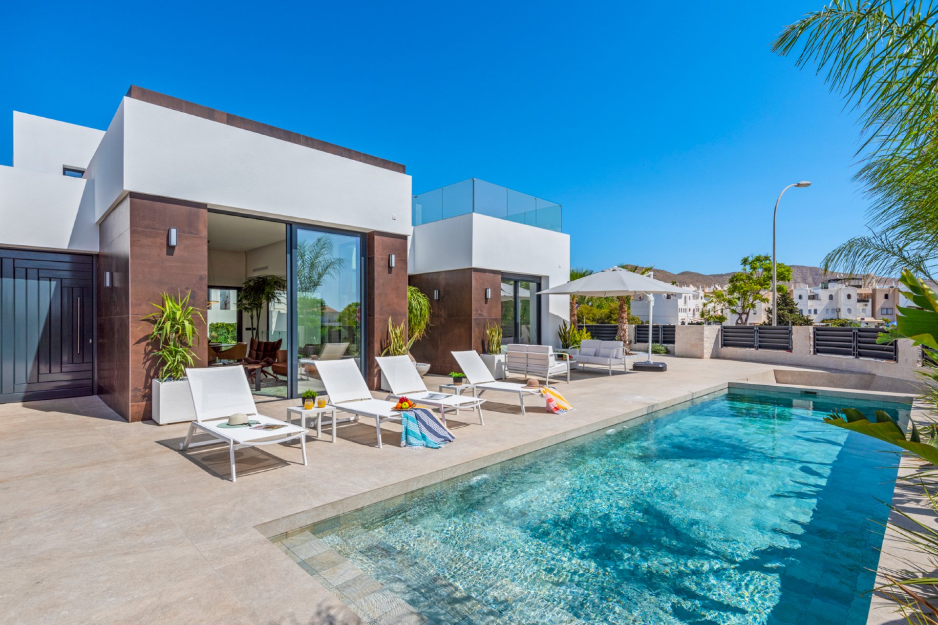 Återförsäljning - Villa - El Campello