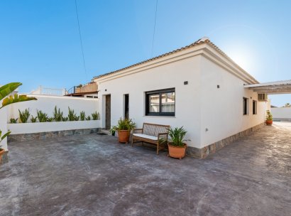 Villa · Herverkoop - Torrevieja · El chaparral · Alicante · Spanje
