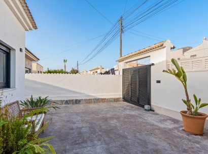 Villa · Herverkoop - Torrevieja · El chaparral · Alicante · Spanje