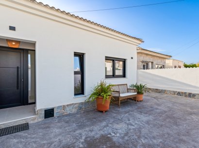 Villa · Herverkoop - Torrevieja · El chaparral · Alicante · Spanje