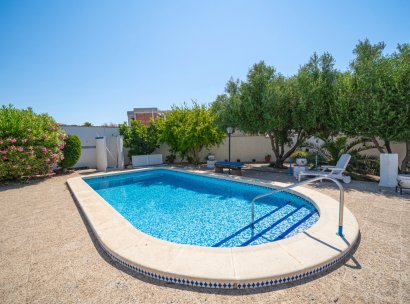 Villa · Reventa - Ciudad Quesada - Rojales · Alicante · España