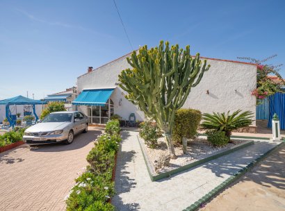 Villa · Reventa - Ciudad Quesada - Rojales · Alicante · España