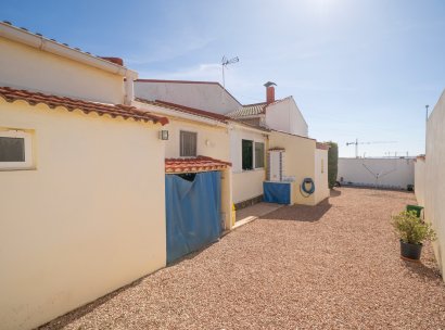 Villa · Reventa - Ciudad Quesada - Rojales · Alicante · España
