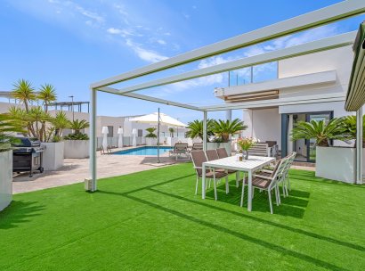 Villa · Herverkoop - Orihuela Costa · Villamartín · Alicante · Spanje