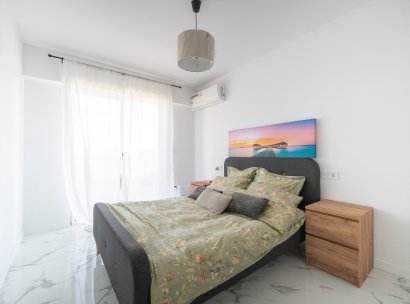 Flat · Resale - Punta Prima · Alicante · Spain
