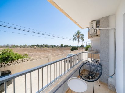 Flat · Resale - Punta Prima · Alicante · Spain