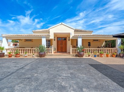 Country estate · Herverkoop - Almoradí · Las Heredades · Alicante · Spanje