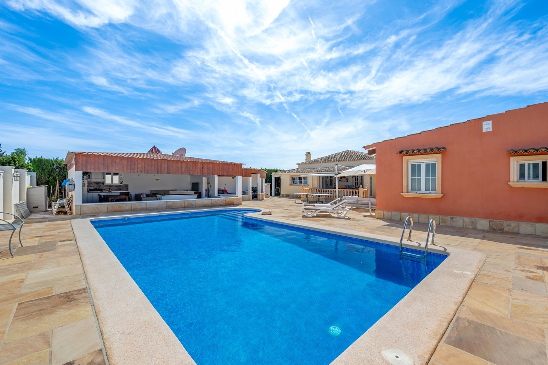 Herverkoop - Country estate - Almoradí