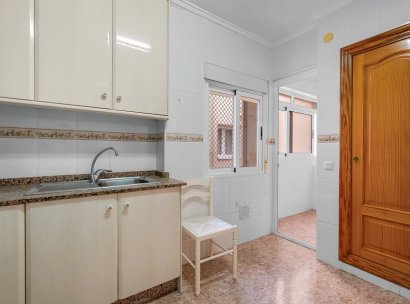 Appartement · Herverkoop - Torrevieja · Alicante · Spanje