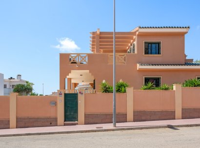 Villa · Herverkoop - Ciudad Quesada - Rojales · Alicante · Spanje