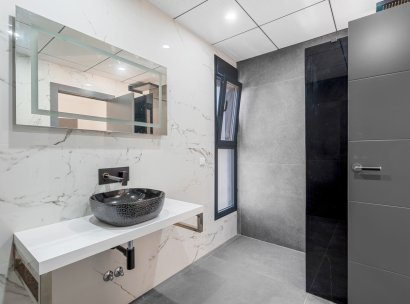 Villa · Herverkoop - Orihuela Costa · Campoamor · Alicante · Spanje