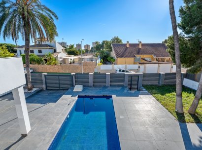 Villa · Herverkoop - Orihuela Costa · Campoamor · Alicante · Spanje