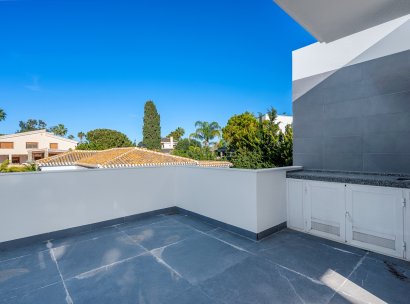 Villa · Herverkoop - Orihuela Costa · Campoamor · Alicante · Spanje