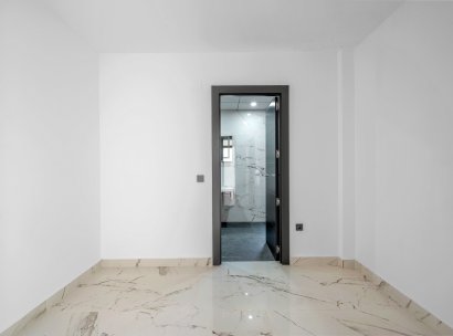 Villa · Herverkoop - Orihuela Costa · Campoamor · Alicante · Spanje