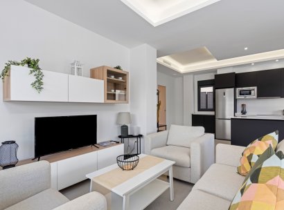 Semi-detached · Herverkoop - La Marina · Alicante · Spanje