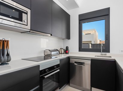 Semi-detached · Herverkoop - La Marina · Alicante · Spanje