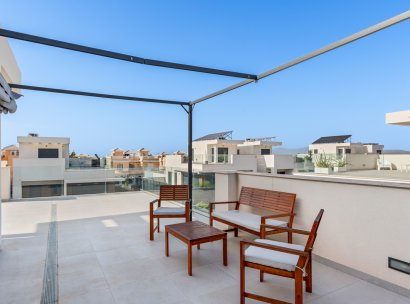 Semi-detached · Herverkoop - La Marina · Alicante · Spanje