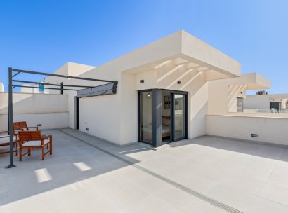 Semi-detached · Herverkoop - La Marina · Alicante · Spanje