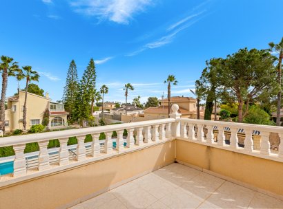 Villa · Återförsäljning - Ciudad Quesada - Rojales · Alicante · Spanien