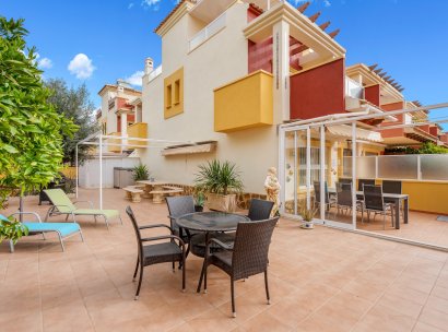 Stadthaus · Wiederverkauf - Orihuela Costa · Villamartín · Alicante · Spanien