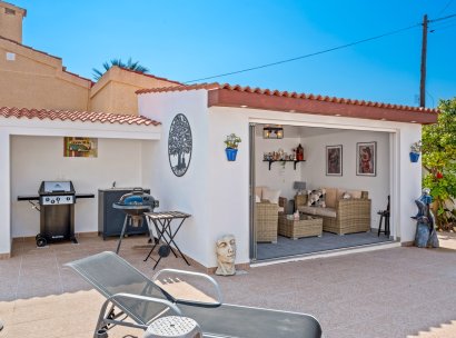 Villa · Resale - Rojales · Alicante · Spain