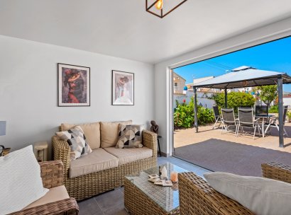 Villa · Resale - Rojales · Alicante · Spain